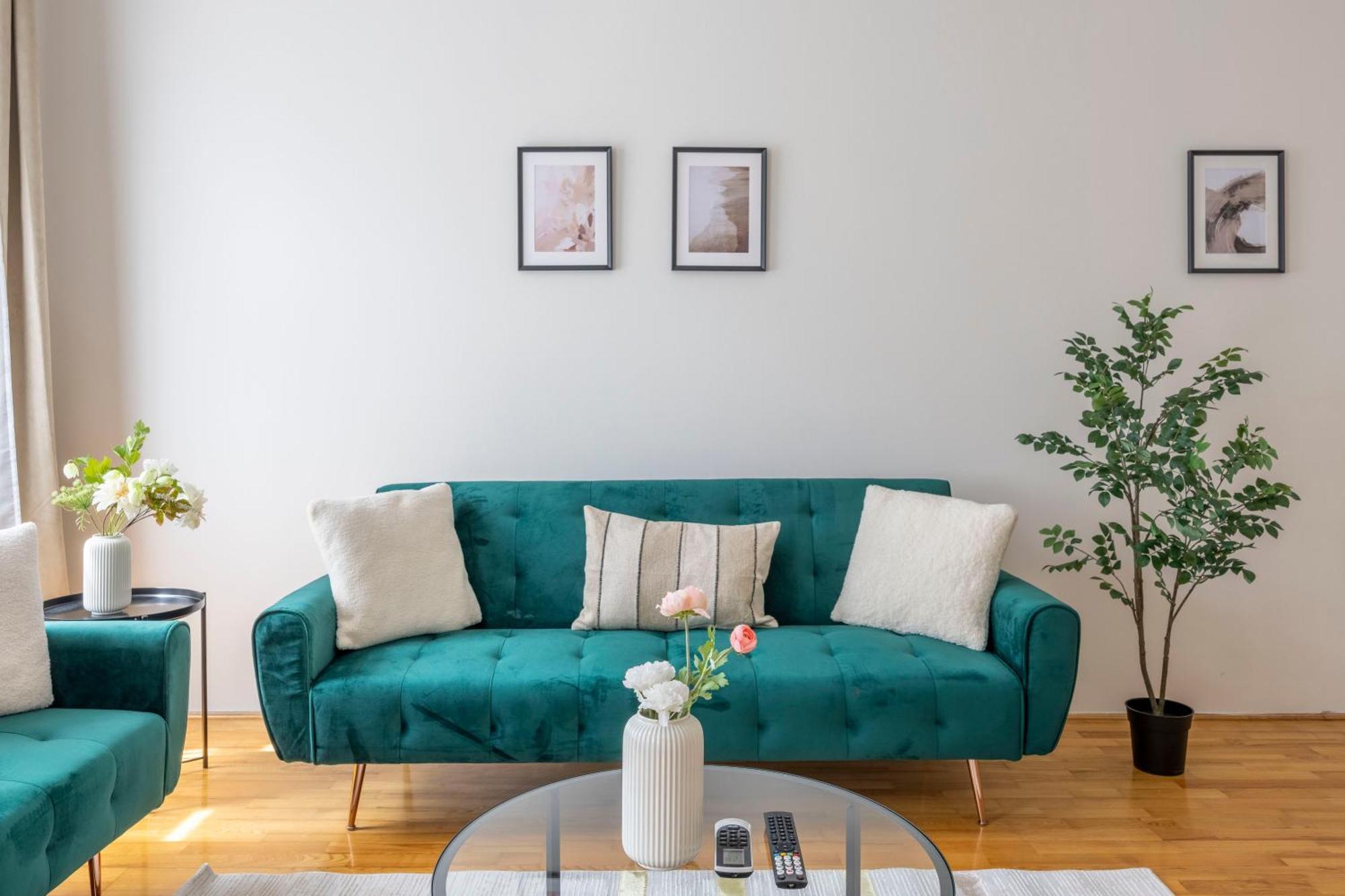 Stylish & Cozy City Center Apartment By Prestige Homes Budapest Esterno foto