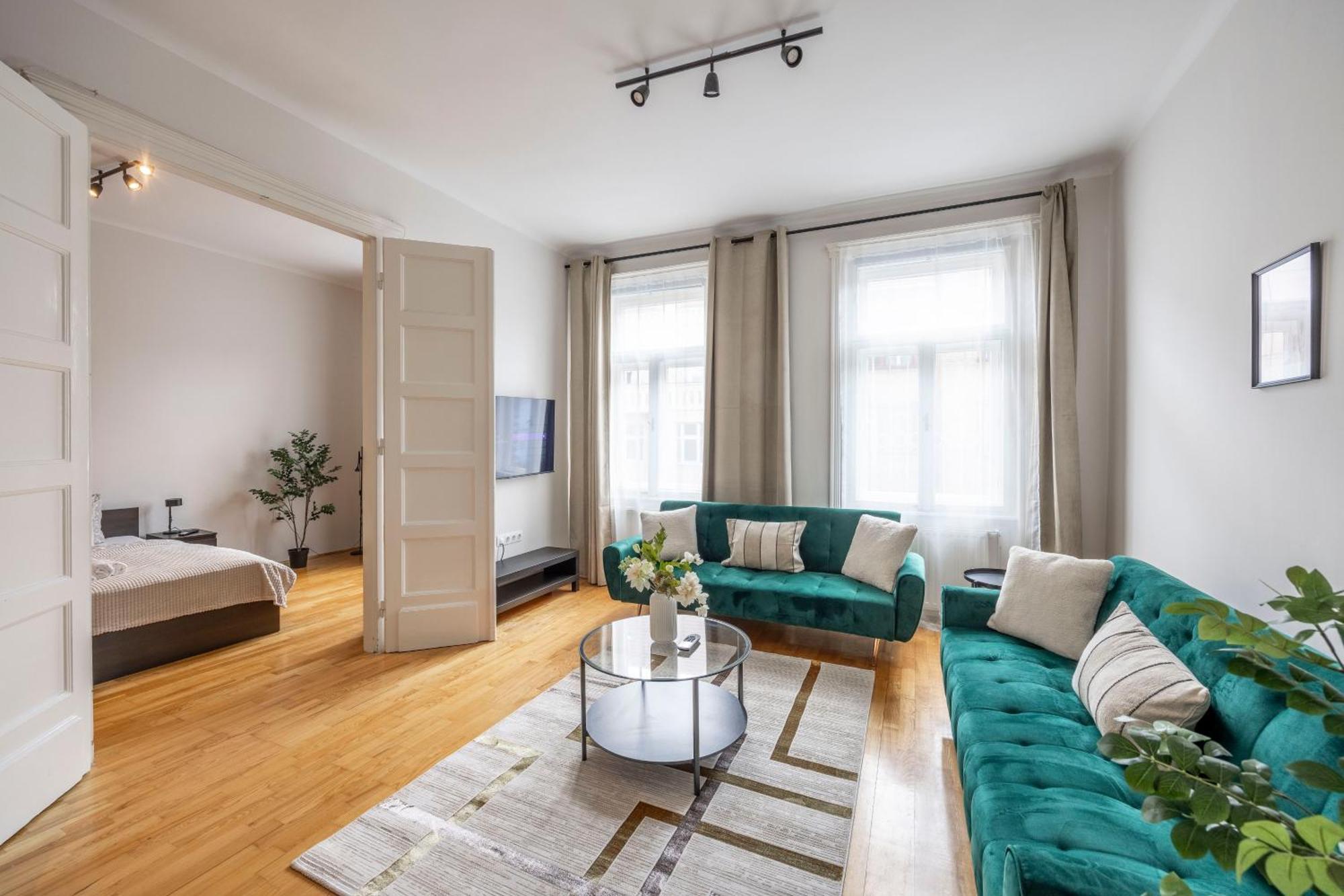 Stylish & Cozy City Center Apartment By Prestige Homes Budapest Esterno foto